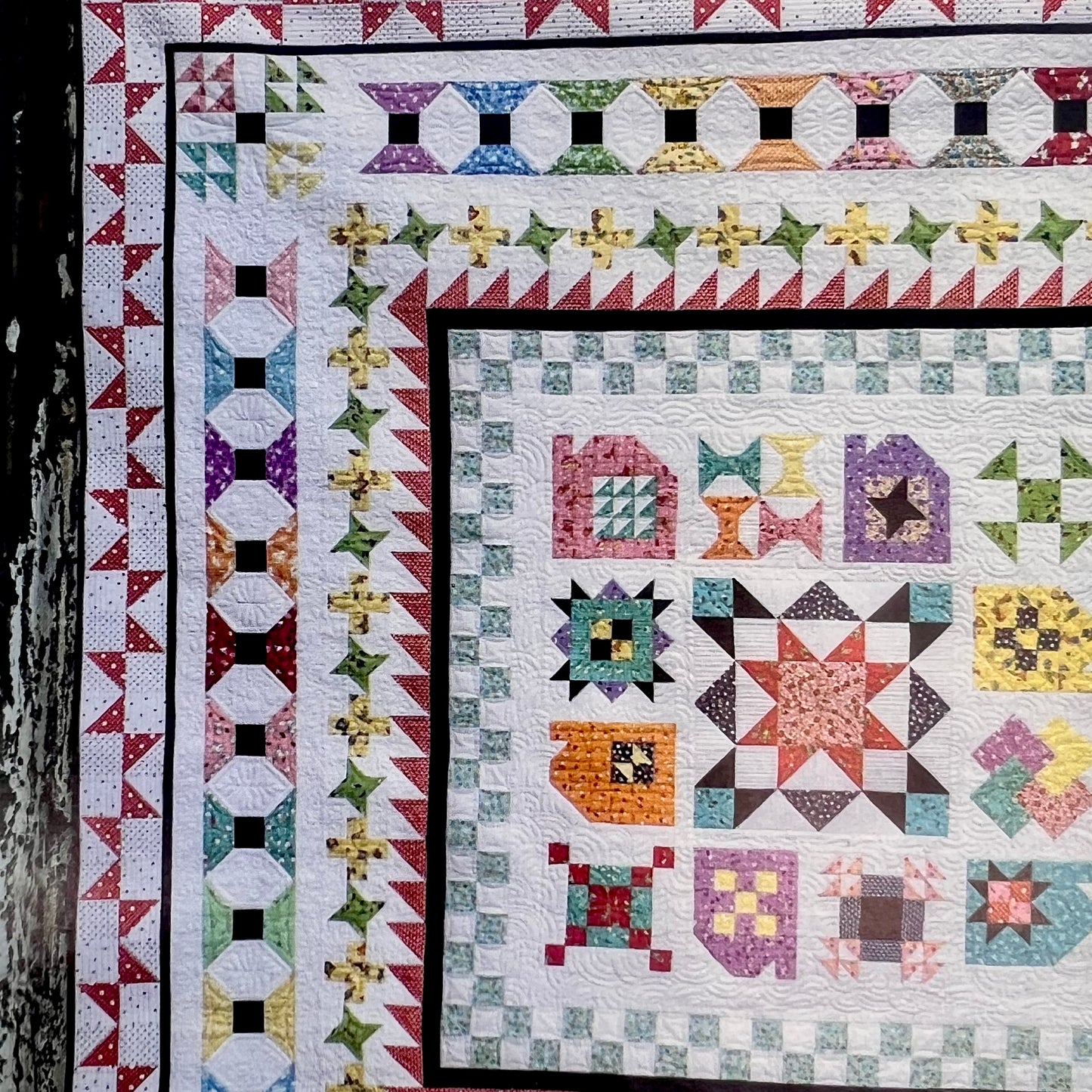 AroundtheBlockQuilts TenSisters Carman Geddes Quilt Patterns Easy Piecing Grid System Next Door Neighbor Medallion Quilt
