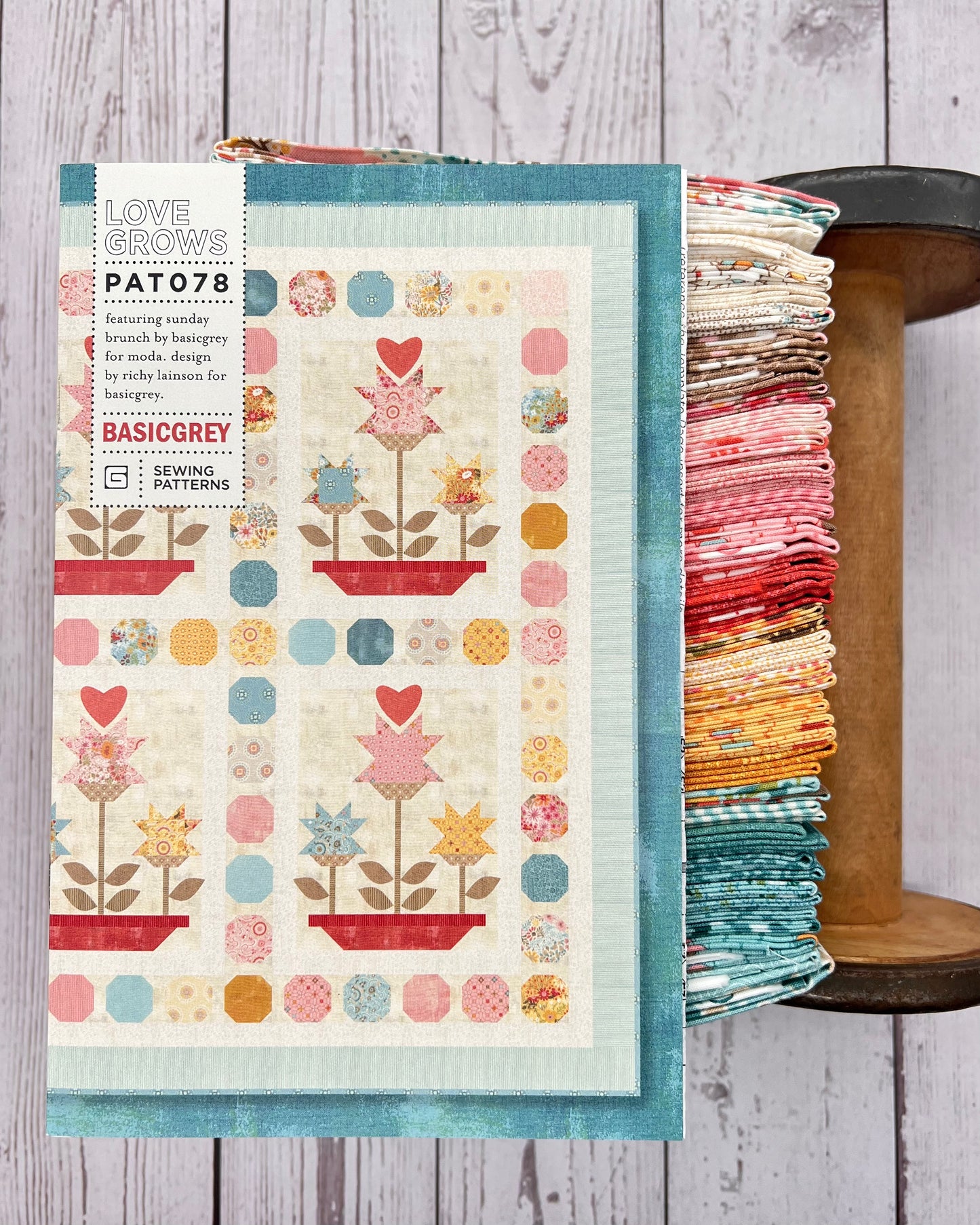 Love Grows Pattern, by Basic Grey PAT078, Fat Quarter Friendly Pattern - Good Vibes Quilt Shop