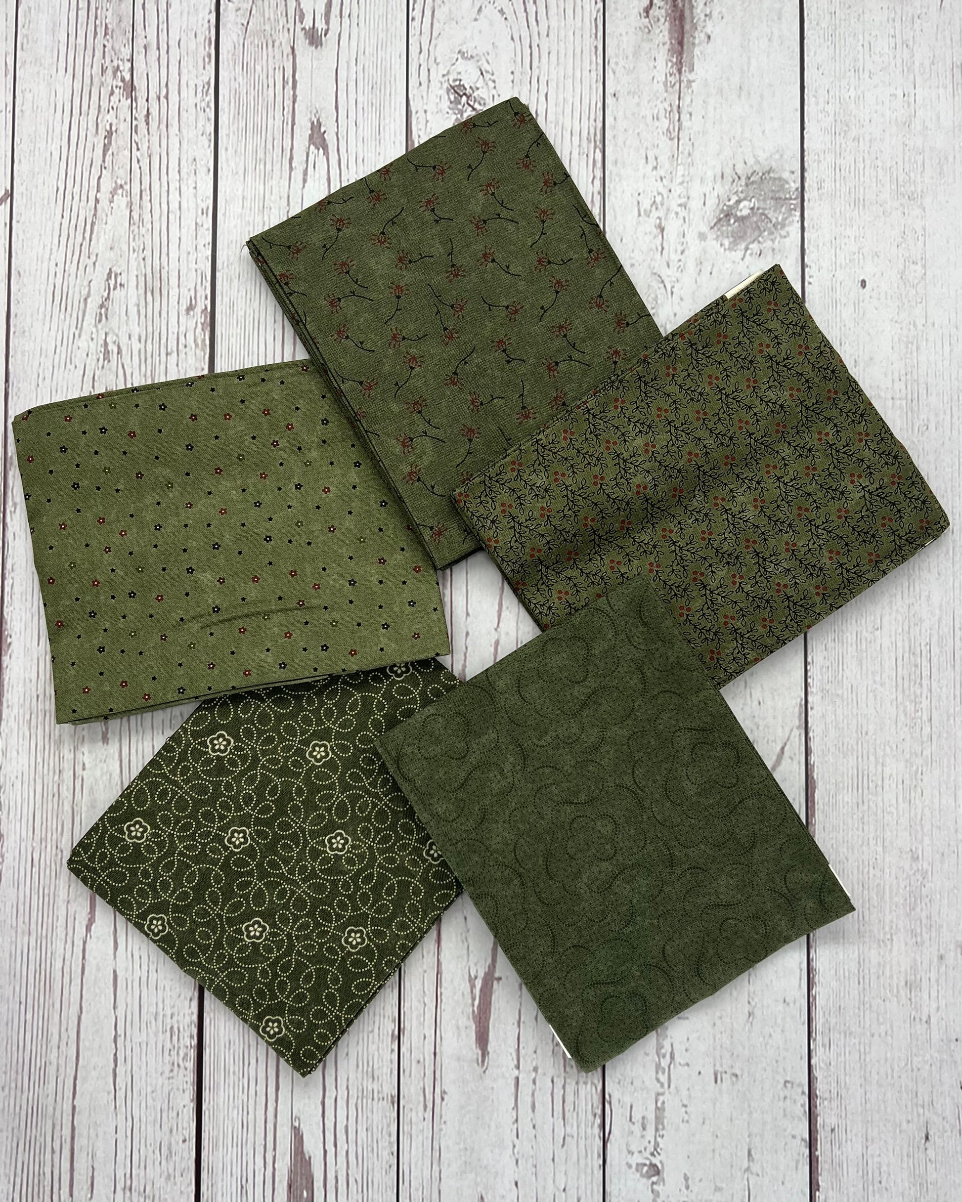 Daisy Lane, Fat Quarter Bundle, 40 pieces! by Moda Fabrics - Good Vibes Quilt Shop
