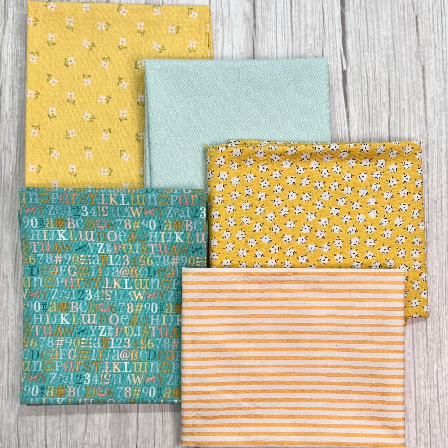 Fat Quarter Packs, FAT AND GROOVY, 5 Pieces