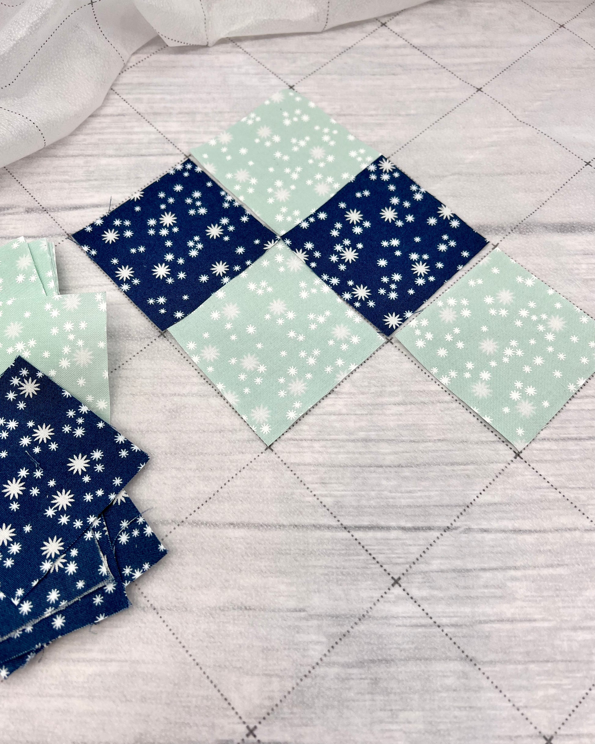 Easy Piecing Grid System, 1 Inch FINISHED SQUARES - Good Vibes Quilt Shop
